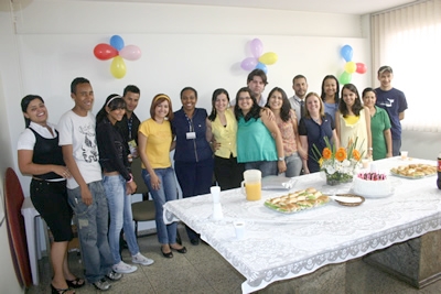 CARNAVAL EM CONTAGEM: BLOCOS, MARCHINHAS E BANDA MOLE