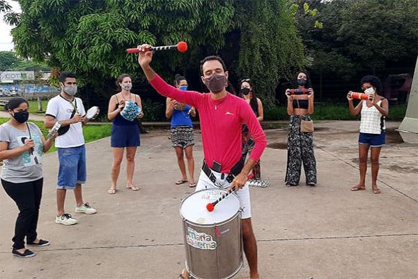 Lei Paulo Gustavo que prevê apoio ao setor cultural é aprovada