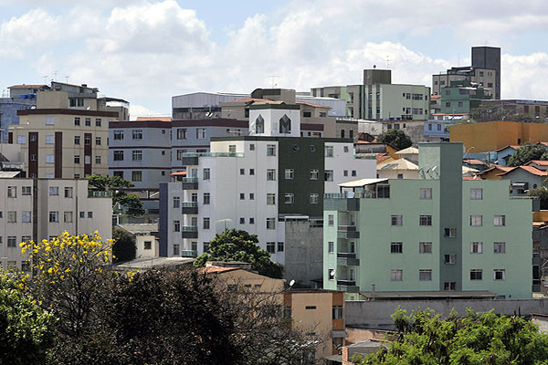 Crise econômica favorece investimento no mercado imobiliário