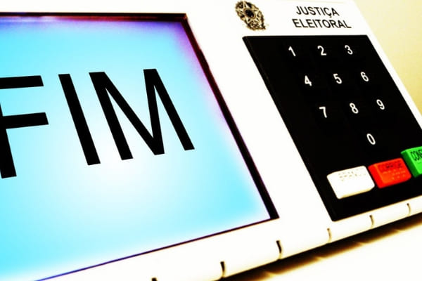 Justiça Eleitoral tem até esta segunda para analisar registros dos candidatos