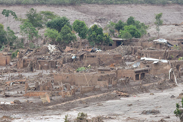 Ação no Reino Unido divide municípios atingidos na tragédia de Mariana