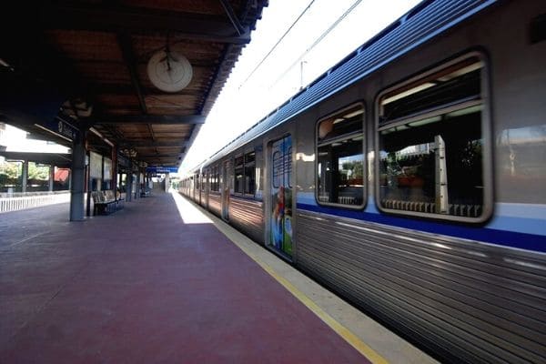 Estações de metrô têm expediente ampliado