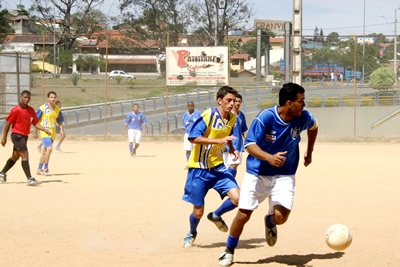 Atletas amadores de Contagem receberão uniformes.