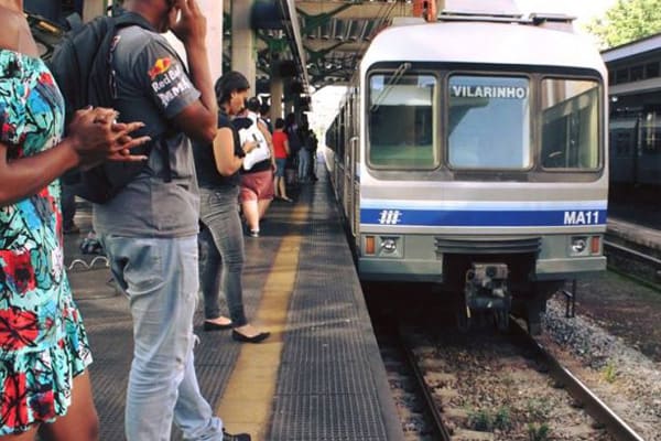 Metrô mais demorado nesse domingo