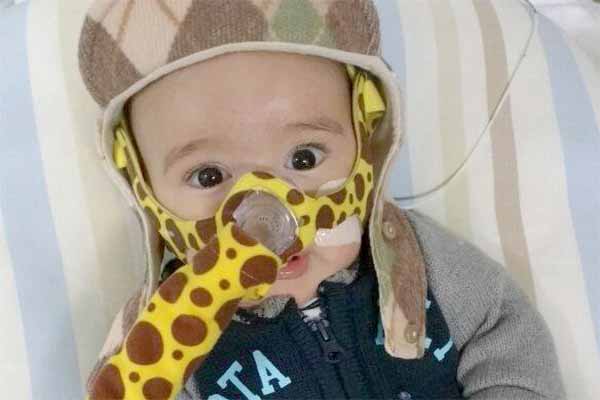 Família pede ajuda para salvar vida de bebê com AME