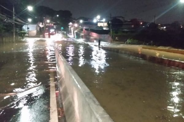 Contagem volta a enfrentar transtornos por causa da chuva