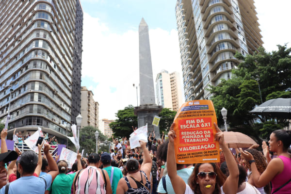 Trabalhadores da educação de BH podem fazer greve por tempo indeterminado