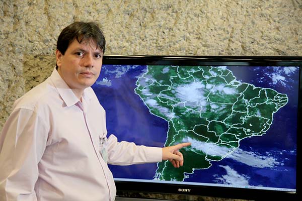 Outono começa com chuva em Minas Gerais