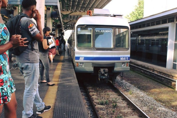 Viagens do metrô podem ter intervalos de até 20 minutos, no domingo