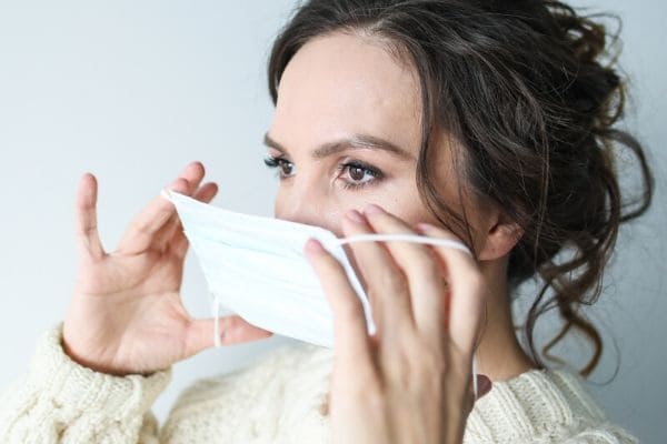 Uso de máscaras passa a ser obrigatório em Contagem