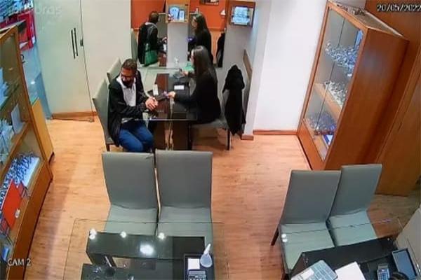 Joalheria é assaltada dentro de shopping em Contagem 