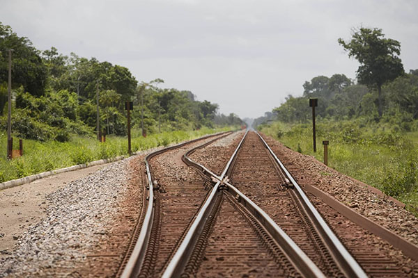 Alunos de Contagem visitam estação ferroviária no Eldorado