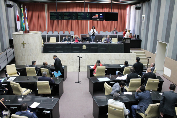 Projeto de Lei reformula Conselho Municipal do Idoso de Contagem