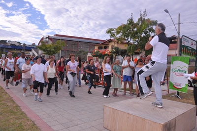 Inaugurada 2ª academia ao ar livre em Contagem