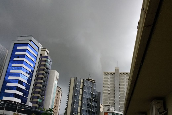 RMBH tem risco alto de tempestades nesta quarta-feira