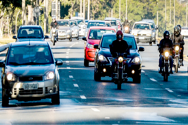 Denatran suspende pagamento de multas com cartão de crédito ou débito
