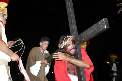 Vida, morte e ressurreição de Cristo.