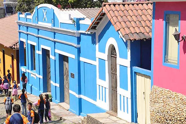 Teatro da Casa Azul tem palestra voltada para o público feminino