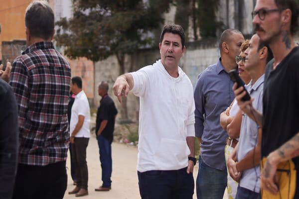 Vereador Al ex Chiodi fiscaliza obras em Nova Contagem