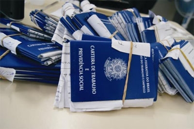 Ministério do Trabalho para por 48 horas