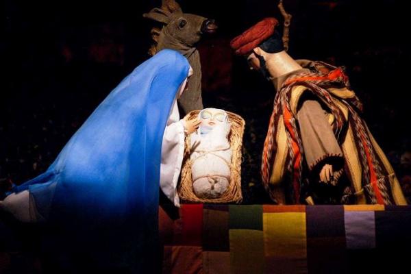 Programação de Natal encerra com Tianastácia e Giramundo