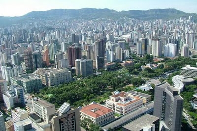 O que abre e fecha na capital durante o feriado