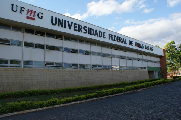 UFMG aprova o uso do nome social para travestis e transexuais