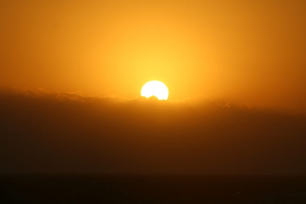 Termômetros continuam marcando mais de 30°C em Contagem
