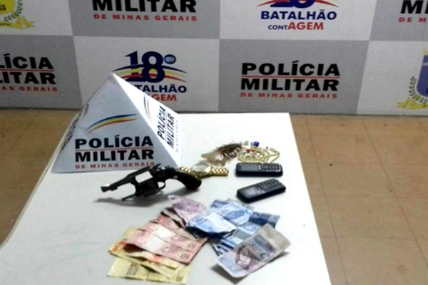 PM prende suspeitos de roubo no bairro Jardim Laguna, em Contagem