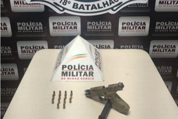 Homem é preso após fazer disparos com arma no meio da rua