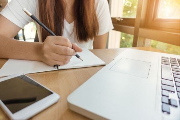 Contagem tem vagas de estágio para alunos de ensinos médio e técnico