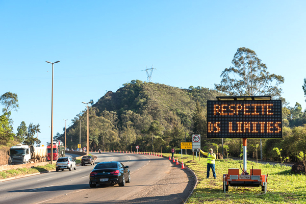 Via 40 comemora um ano de operações no trecho Rio-Brasília