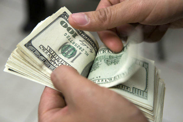 O que fazer diante da alta do dólar?