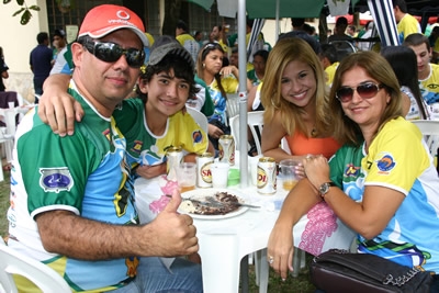 Feijoada Caldeirão do Amor, ação social 