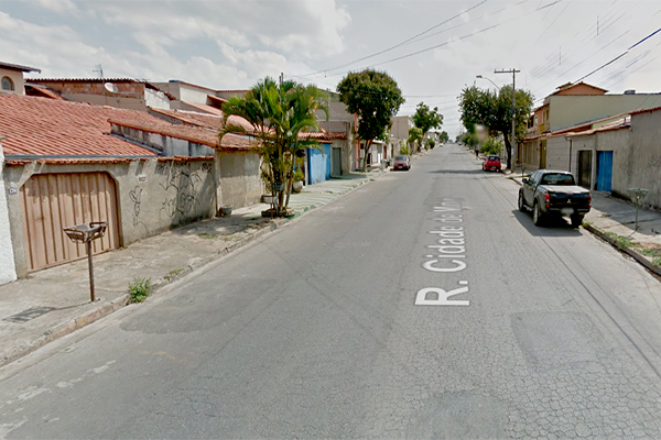 Bebê engasgado é salvo com ajuda dos bombeiros por telefone