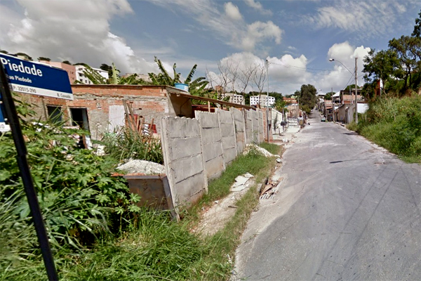 Vários bairros sem água em Contagem