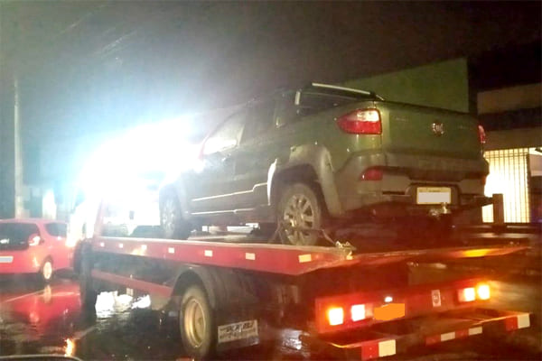 Carros roubados são recuperados em Contagem