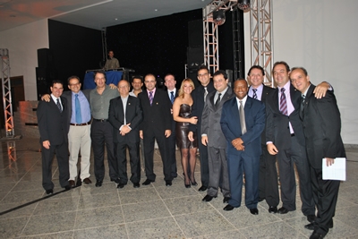 Novos presidentes dos Rotary Club de Contagem tomam posse