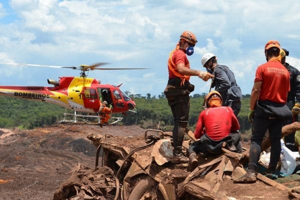 Tragédia de Brumadinho comove bombeiros que trabalham no resgate