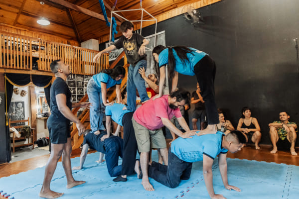 Escola Pernambucana de Circo oferece oficinas gratuitas em Contagem