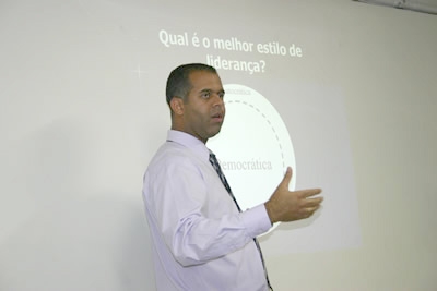 Cursos de qualificação têm a missão de preparar a mão-de-obra