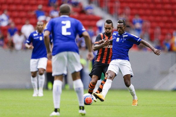 Cruzeiro empata amistoso contra Shakthar