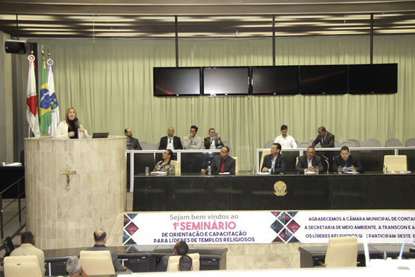 Templos religiosos de Contagem têm multas suspensas