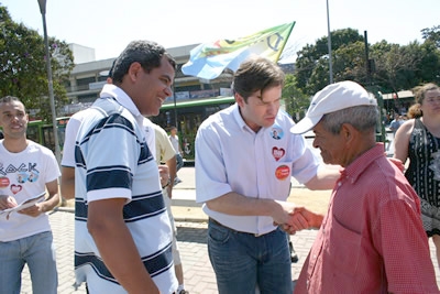 Amarildo de Oliveira visita a Feira do Eldorado