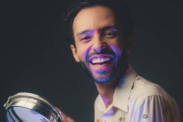 Chedinho se apresenta no Espaço de Teatro Trama nesta sexta-feira