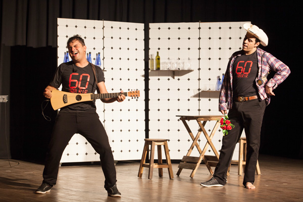 Comédia hilariante encerra o 7º Abobrinhas Festival de Teatro