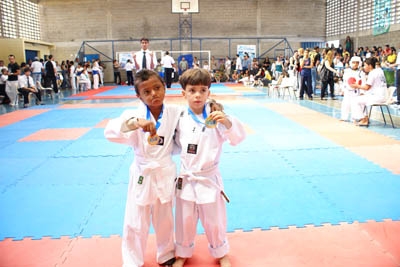 Pequenos atletas assumem o tatame