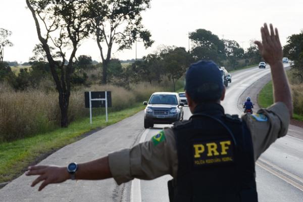 Saída para o feridadão tem lentidão em rodovias que cortam a RMBH