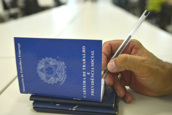 Abono salarial de 2017 começa a ser pago em 26 de julho