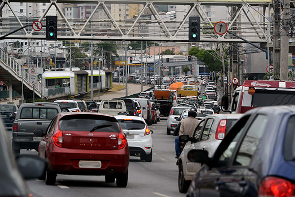 IPVA de 2022 atrasado pode ser pago em até 12 parcelas